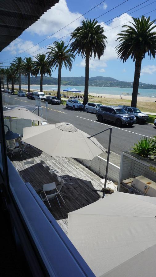 Nana Glads Beachfront Accommodation Whitianga Esterno foto