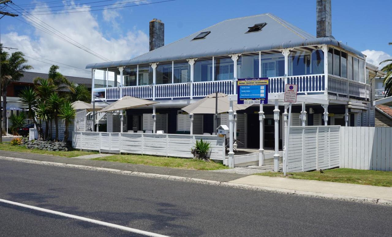 Nana Glads Beachfront Accommodation Whitianga Esterno foto