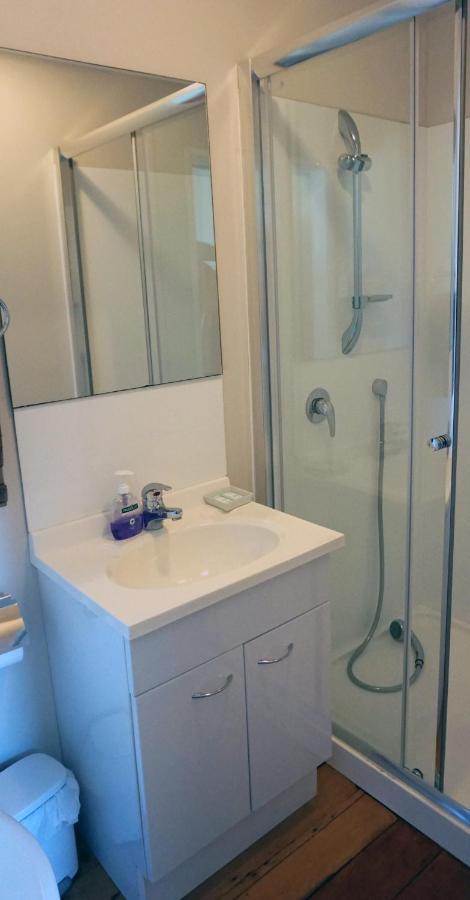 Nana Glads Beachfront Accommodation Whitianga Esterno foto
